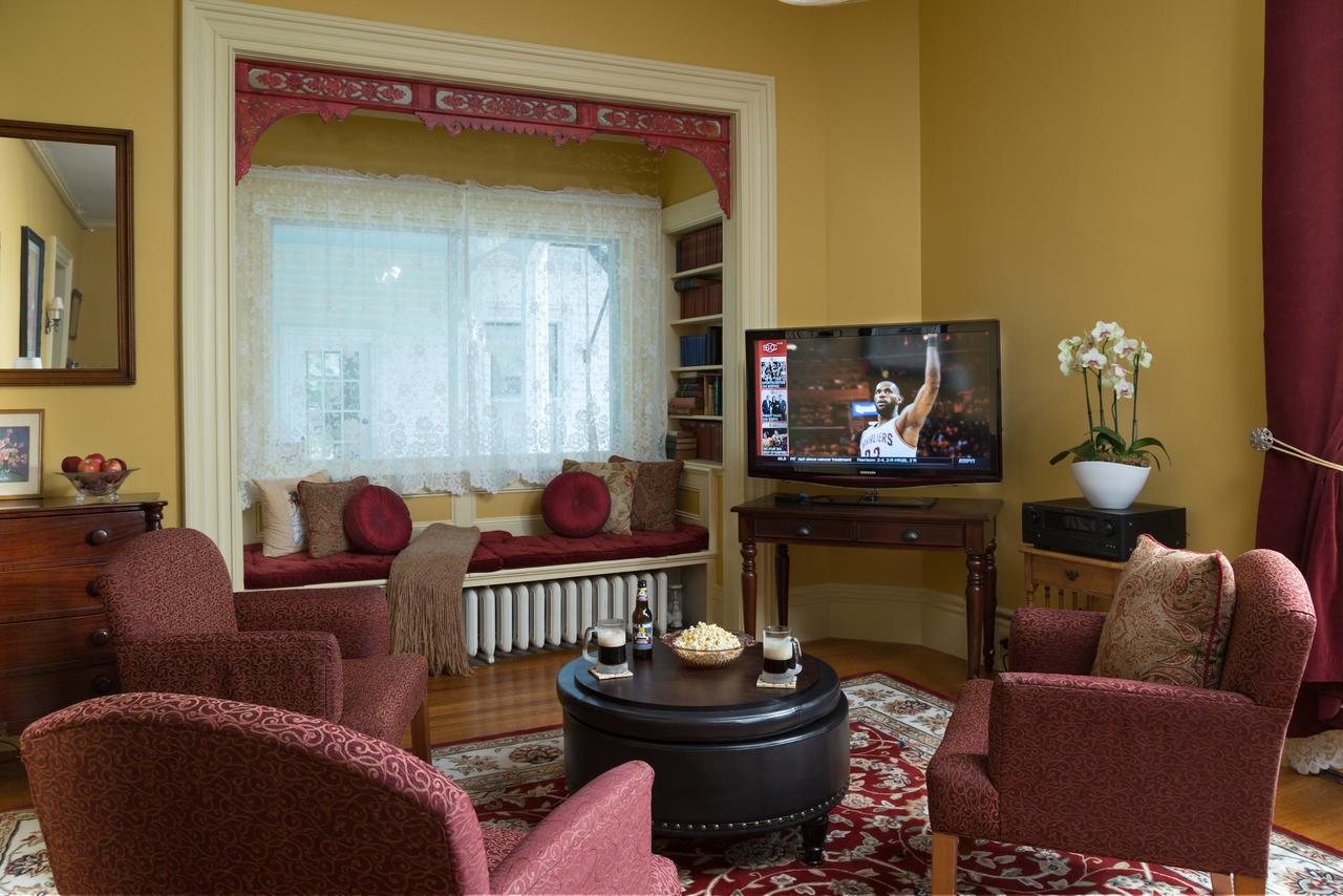 Bed and Breakfast Rockland Talbot House Екстер'єр фото